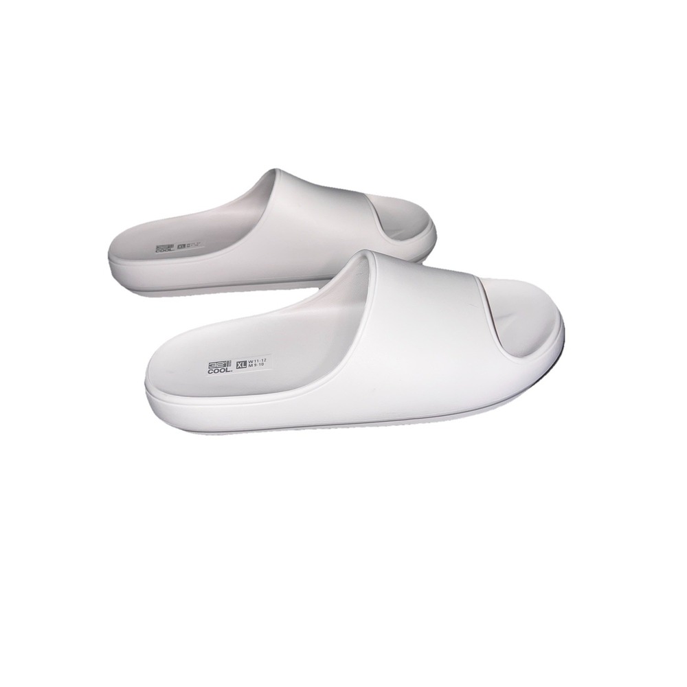 32° Cushion Slides Cream Unisex Size XL( Mens 9-10) (Women 11-12) Beach Summer
